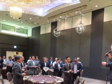 懇親会の風景