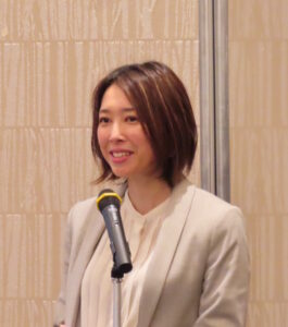 講演する佐藤奈央維氏